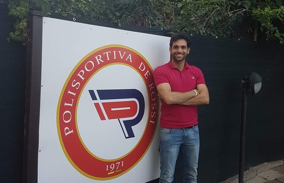 L'allenatore dell'Under 19 della Polisportiva De Rossi
