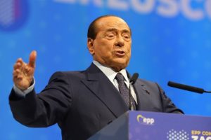 Berlusconi Beppe Viola